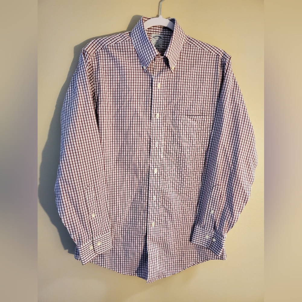Brook Brothers 1818 Regent Red Check Button Down Shirt Size 14.5 / 2/3